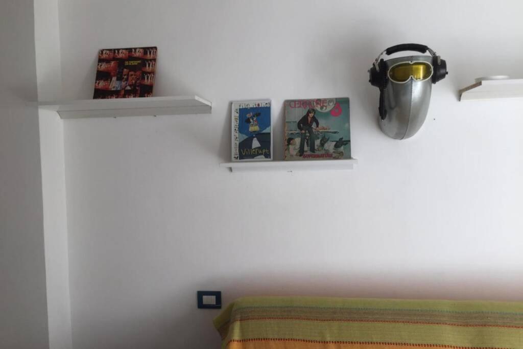 Grand F2 60Mq Centre Antibes, Proche Plages, Commerces, 2 Balcons, Parking, Train, Bus, Deco Vintage, Pet Friendly, Ideal Famille Ou 1-2 Couples المظهر الخارجي الصورة