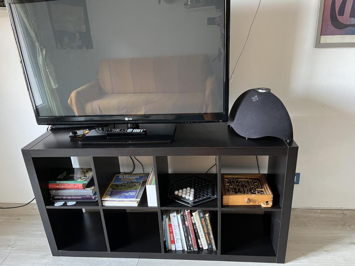 Grand F2 60Mq Centre Antibes, Proche Plages, Commerces, 2 Balcons, Parking, Train, Bus, Deco Vintage, Pet Friendly, Ideal Famille Ou 1-2 Couples المظهر الخارجي الصورة