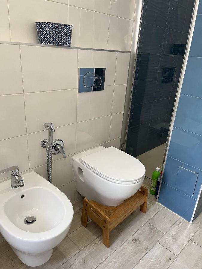 Grand F2 60Mq Centre Antibes, Proche Plages, Commerces, 2 Balcons, Parking, Train, Bus, Deco Vintage, Pet Friendly, Ideal Famille Ou 1-2 Couples المظهر الخارجي الصورة